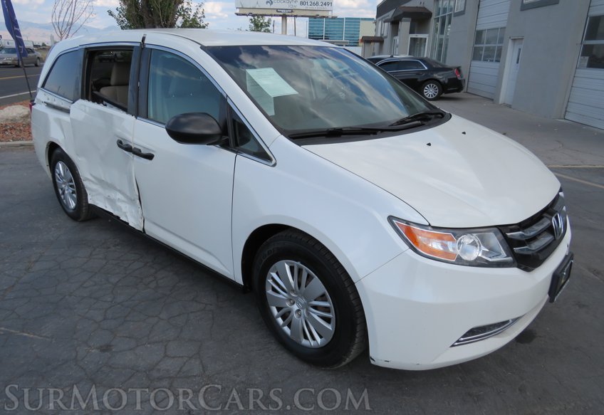 2016 Honda Odyssey - Image 2