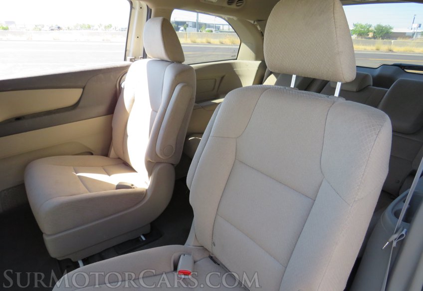 2016 Honda Odyssey - Image 30