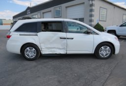 2016 Honda Odyssey - Image 11