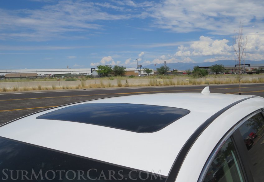 2022 Honda CR-V Hybrid - Image 12