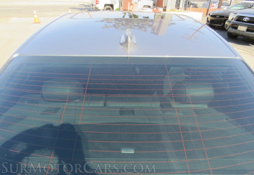 2019 Cadillac CTS-V Sedan - Image 15