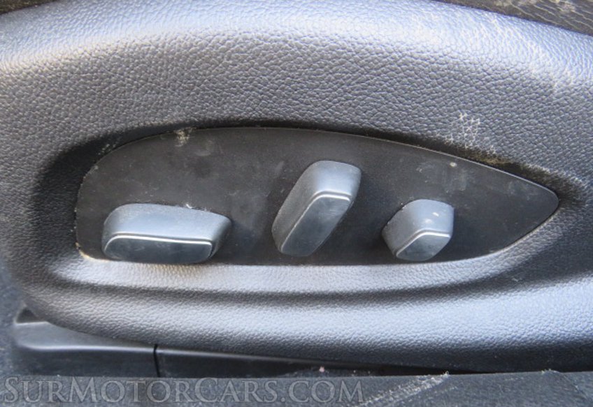 2019 Cadillac CTS-V Sedan - Image 41