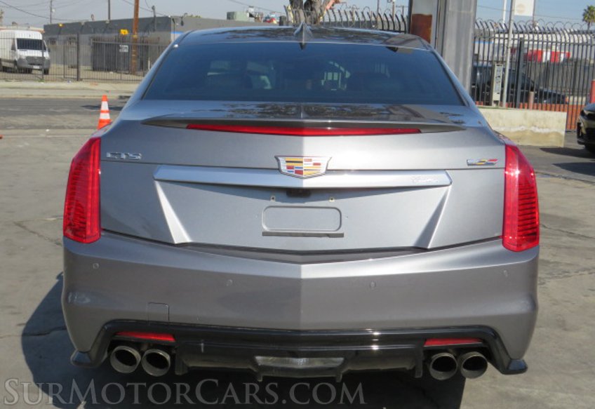 2019 Cadillac CTS-V Sedan - Image 10