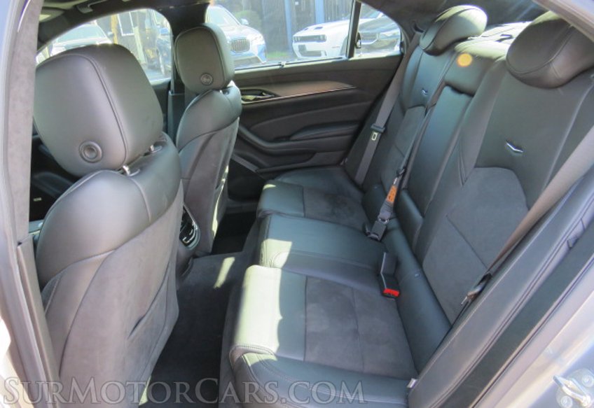 2019 Cadillac CTS-V Sedan - Image 30