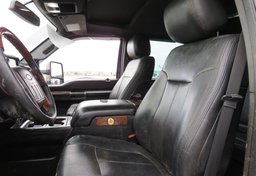 2013 Ford Super Duty F-250 SRW - Image 31