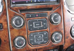 2013 Ford Super Duty F-250 SRW - Image 38