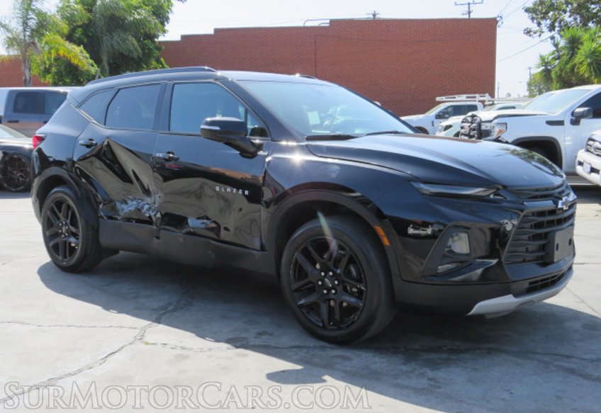 2019 Chevrolet Blazer - Image 2