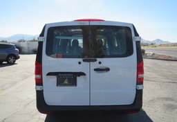 2018 Mercedes-Benz Metris Van - Image 11
