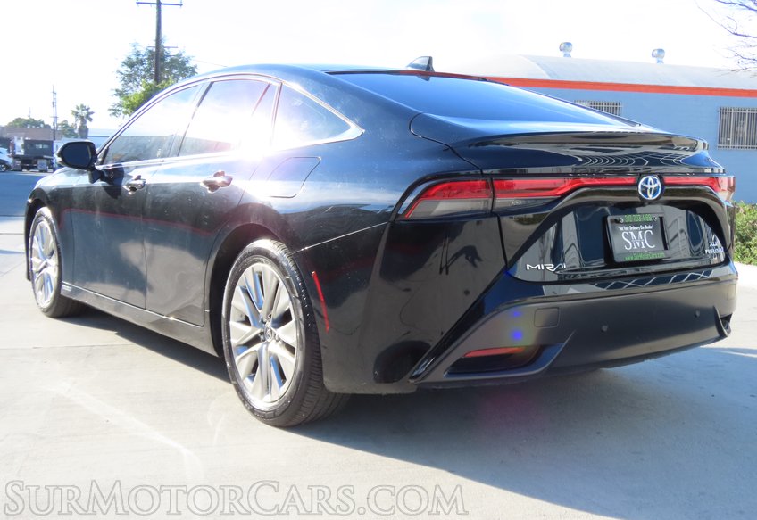 2022 Toyota Mirai XLE - Image 10