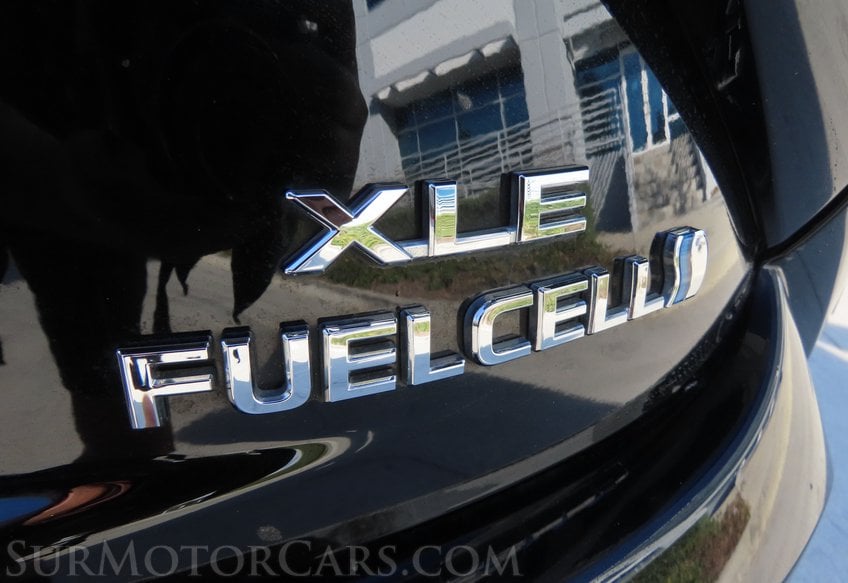 2022 Toyota Mirai XLE - Image 18