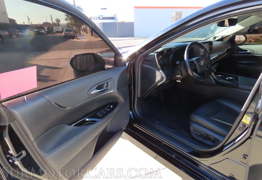 2022 Toyota Mirai XLE - Image 13