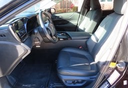 2022 Toyota Mirai XLE - Image 25