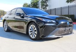 2022 Toyota Mirai XLE - Image 4