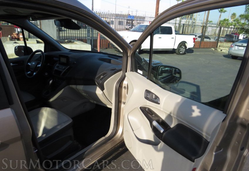 2020 Ford Transit Connect Wagon - Image 21