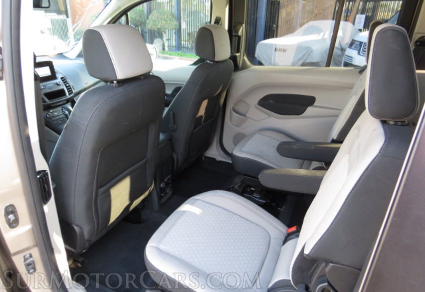 2020 Ford Transit Connect Wagon - Image 30
