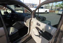 2020 Ford Transit Connect Wagon - Image 21