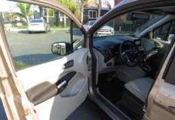 2020 Ford Transit Connect Wagon - Image 20