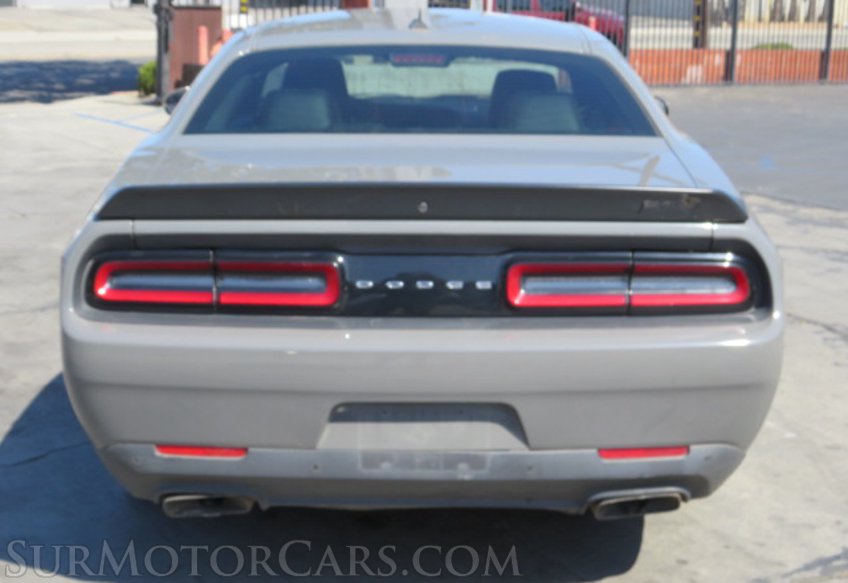 2018 Dodge Challenger - Image 10
