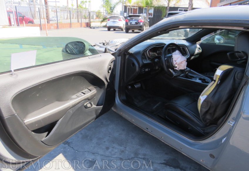 2018 Dodge Challenger - Image 19