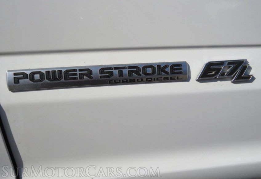 2019 Ford Super Duty F-350 DRW - Image 23