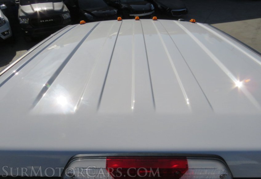 2019 Ford Super Duty F-350 DRW - Image 13