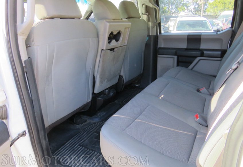 2019 Ford Super Duty F-350 DRW - Image 35