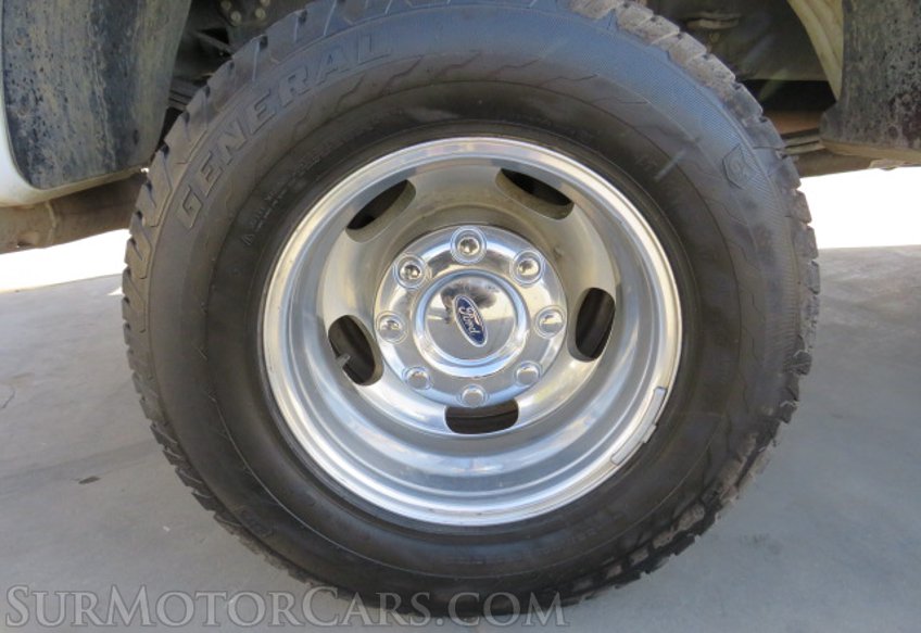 2019 Ford Super Duty F-350 DRW - Image 26