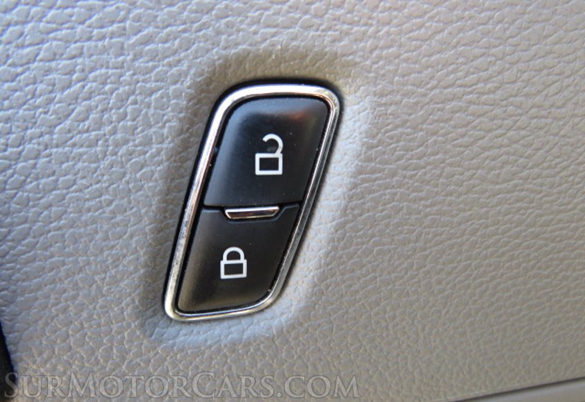 2019 Ford Super Duty F-350 DRW - Image 54