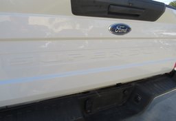 2019 Ford Super Duty F-350 DRW - Image 19