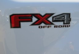 2019 Ford Super Duty F-350 DRW - Image 21