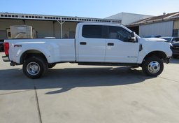 2019 Ford Super Duty F-350 DRW - Image 6