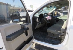 2019 Ford Super Duty F-350 DRW - Image 27