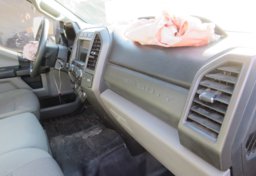 2019 Ford Super Duty F-350 DRW - Image 39