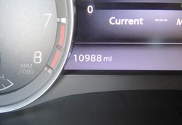 2022 Nissan Frontier - Image 30