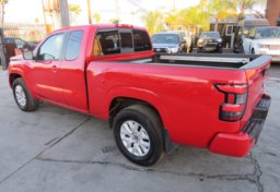 2022 Nissan Frontier - Image 7