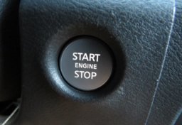 2022 Nissan Frontier - Image 41