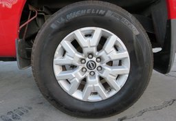 2022 Nissan Frontier - Image 19