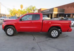 2022 Nissan Frontier - Image 5