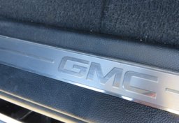 2019 GMC Yukon XL - Image 40