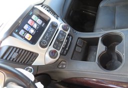 2019 GMC Yukon XL - Image 42