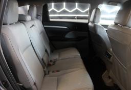 Thumbnail of 2018 Toyota Highlander