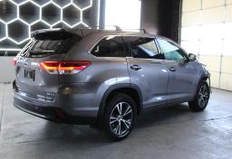 Thumbnail of 2018 Toyota Highlander