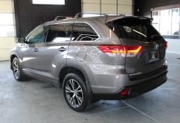 Thumbnail of 2018 Toyota Highlander