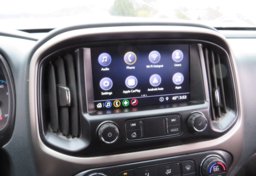 2020 Chevrolet Colorado - Image 35