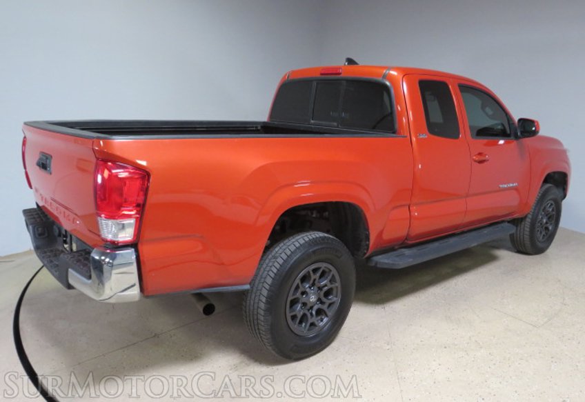 2016 Toyota Tacoma - Image 5