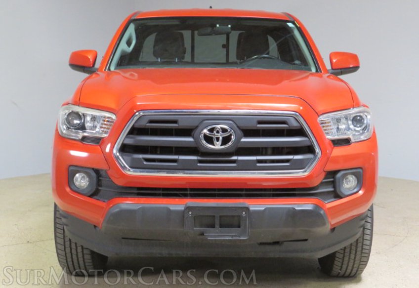 2016 Toyota Tacoma - Image 9