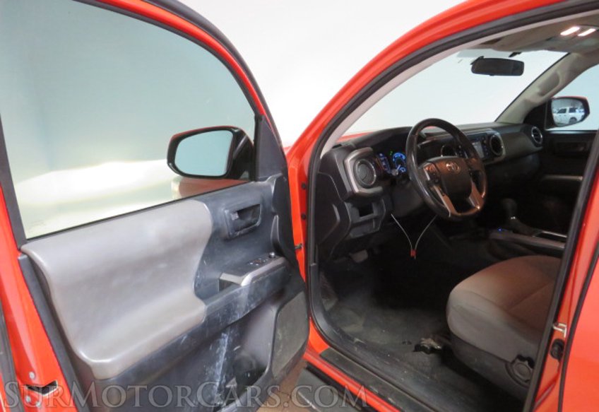 2016 Toyota Tacoma - Image 20