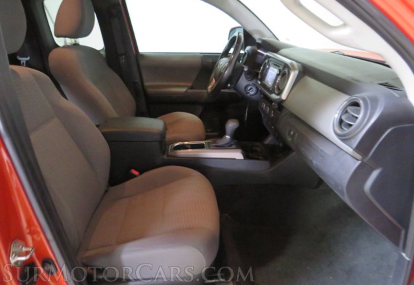 2016 Toyota Tacoma - Image 25