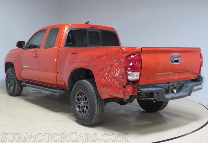 2016 Toyota Tacoma - Image 8