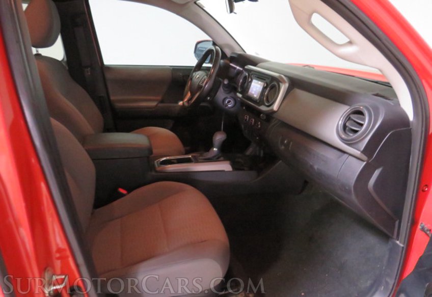 2016 Toyota Tacoma - Image 27